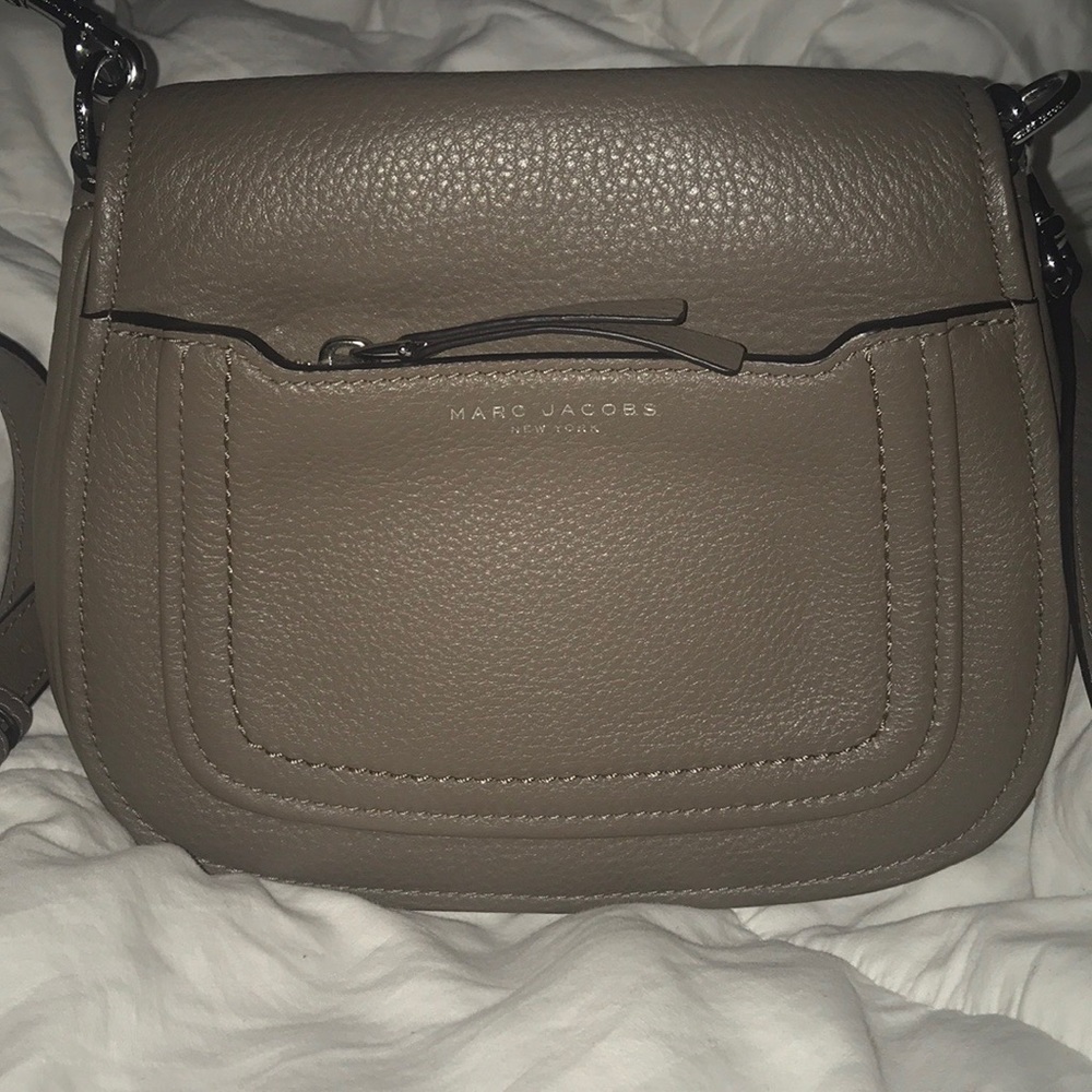 Women’s crossbody bag